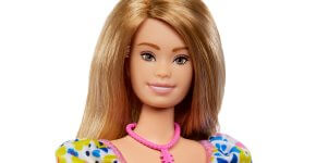 Promouvoir l’inclusion avec une poupée Barbie porteuse de trisomie 21