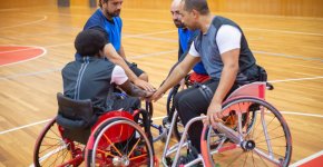 L’équipe paralympique vietnamienne installée au Japon